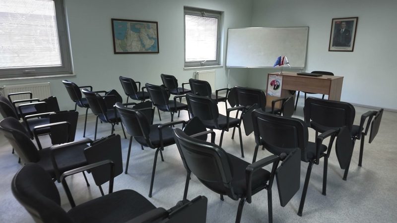 Küçük Salon, sınıf düzeninde oturma planı